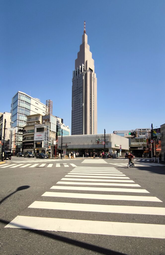Tokyo Shibuya stazione Yoyogi, uscita est
