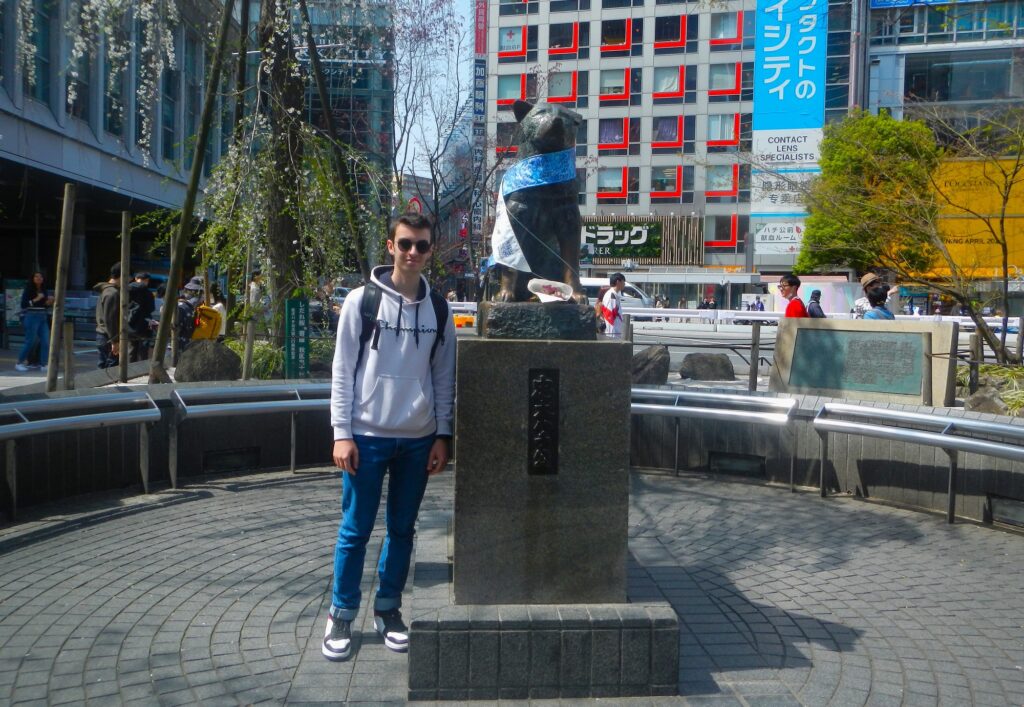 Tokyo Shibuya - statua Hachiko