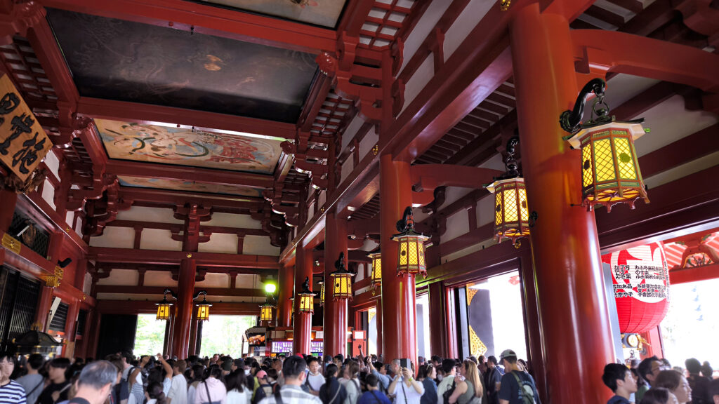 Sala Kannondo - area per i fedeli