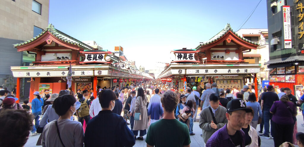 4_Tokyo Asakusa Nakamise mercato