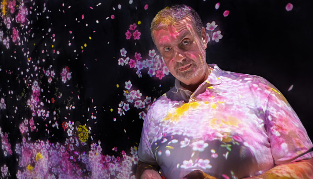 Teamlab Borderless - flowers room