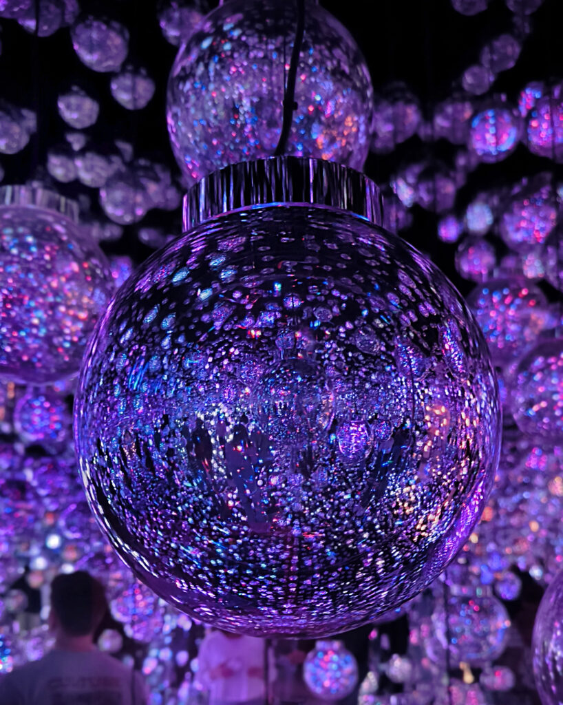 Teamlab Borderless - Bubble Universe