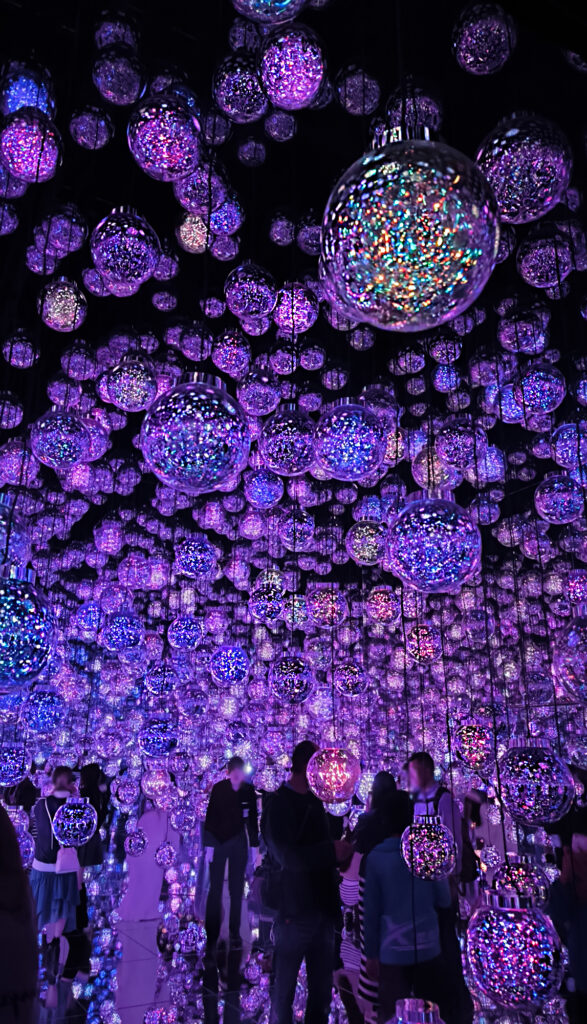 Teamlab Borderless - Bubble Universe