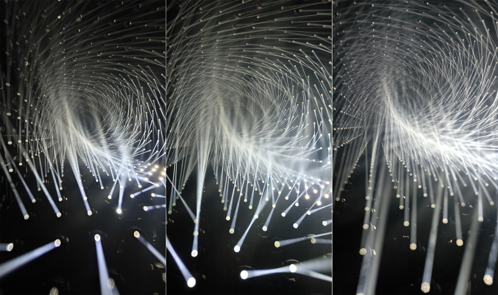 TeamLab Borderless - Light Sculpture