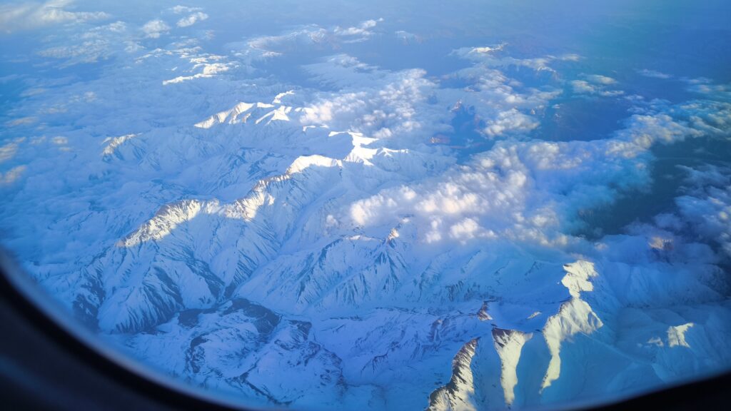 viaggio Roma-Guangzhou - monti fra Georgia Armenia Azerbaigian