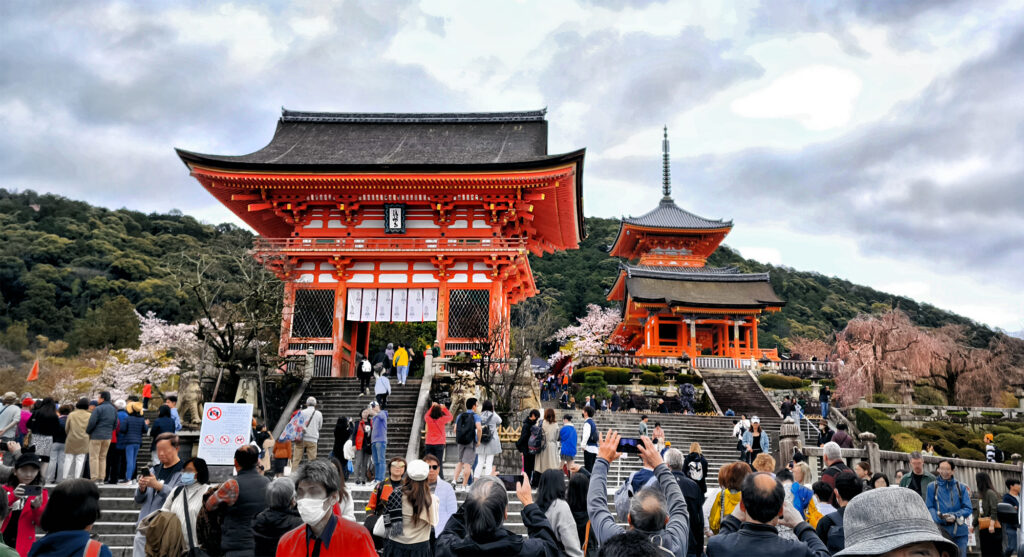 Kyoto - Kiyomizu-dera (Nio-mon e Sai-mon)