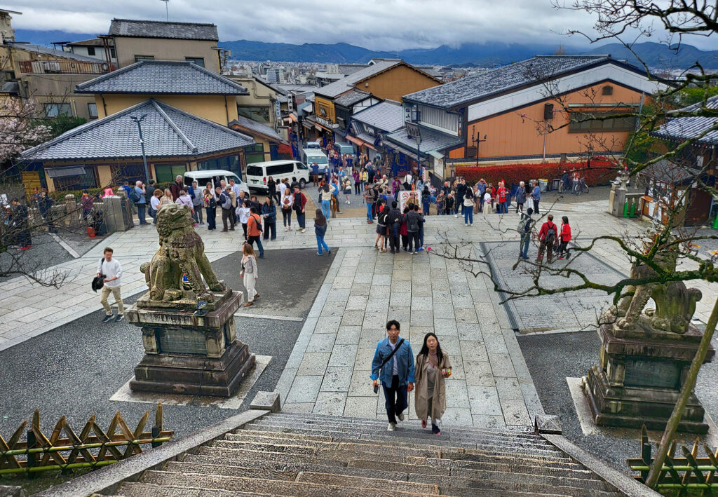 Kyoto - Kiyomizu-dera - Nio-mon panorama