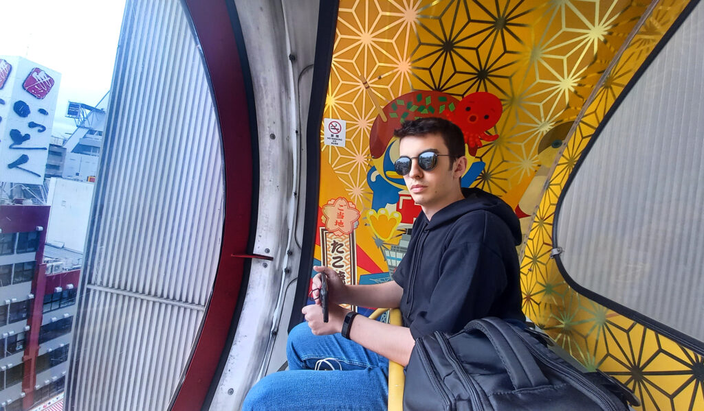 Osaka - Dotonbori - ruota ovale