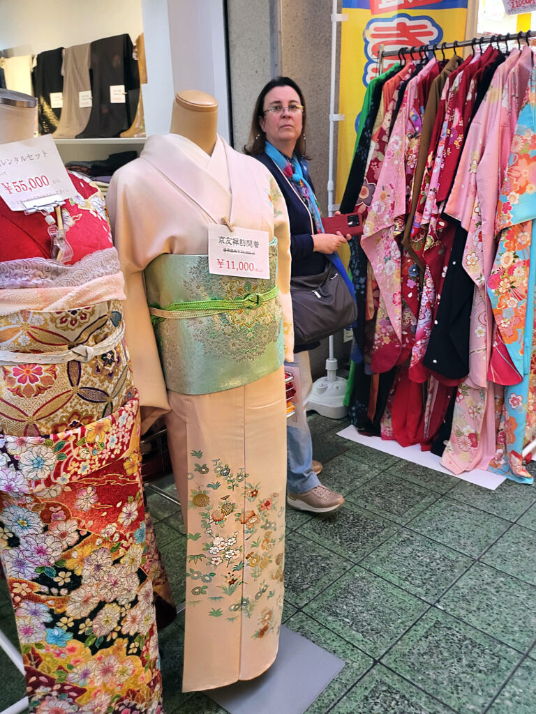 Osaka - Tenjin-bashi-suji